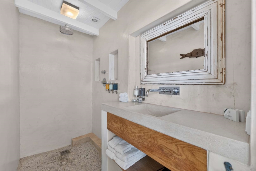 6 Bedroom Property for Sale in Camps Bay Western Cape